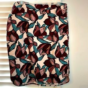 Colorful pattern skirt